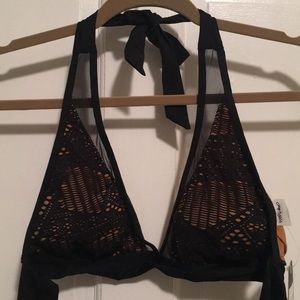 Bikini top with ties